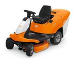 Benzinski traktor za košenje travnjaka RT 4082